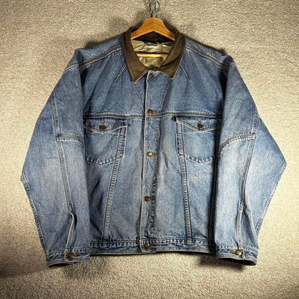 Vintage St John's bay denim button up trucker jacket with leather collar